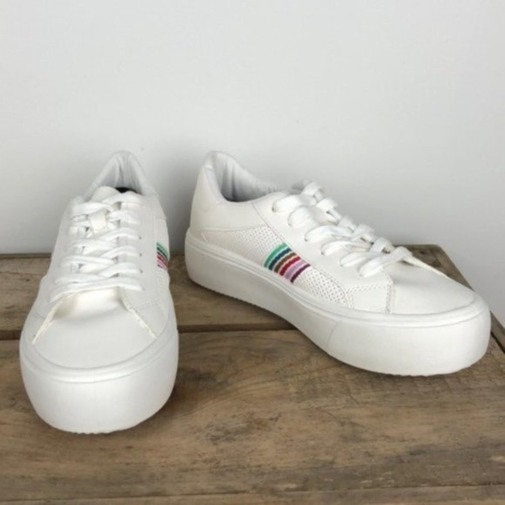 MADDEN GIRL white / rainbow platform sneakers 8.5